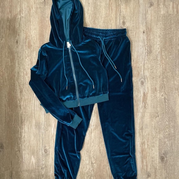 Princess Polly Karlie Set - Picture 3 of 4